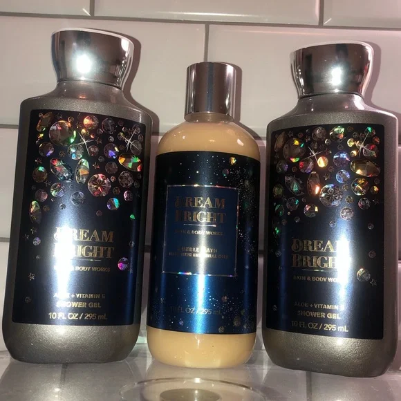 Dream Bright Bundle: Bath & Body Works - Picture 4 of 12